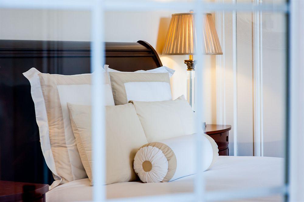 The Inn At The Union Club Of British Columbia Виктория Екстериор снимка