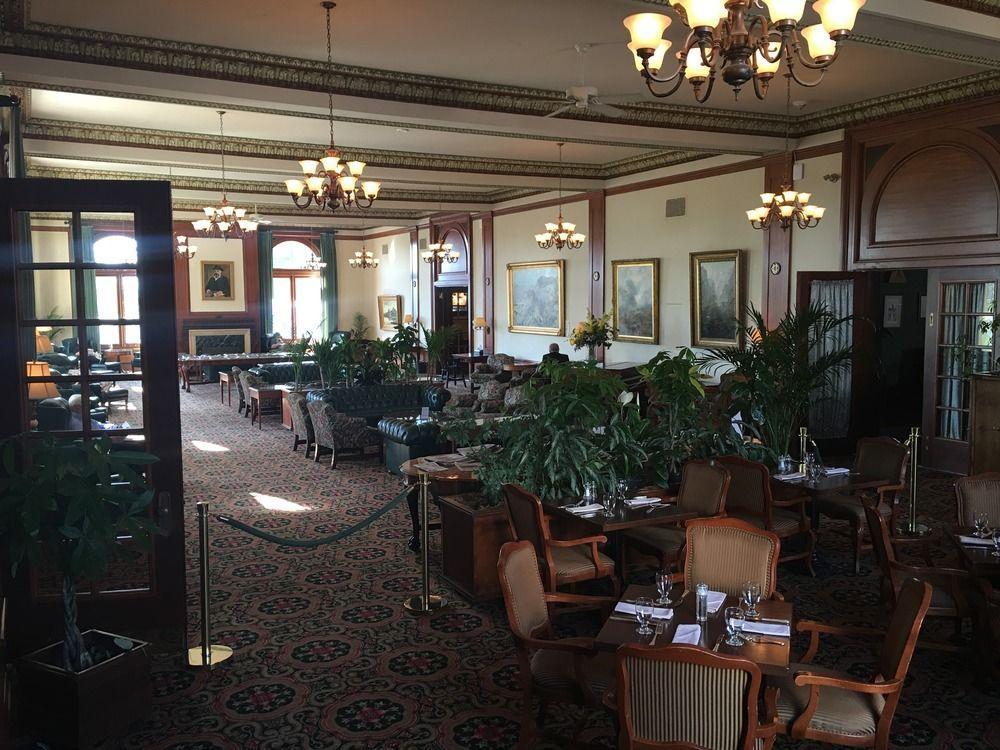 The Inn At The Union Club Of British Columbia Виктория Екстериор снимка
