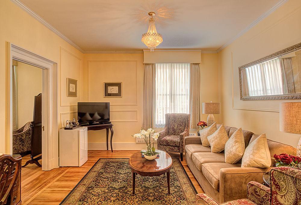 The Inn At The Union Club Of British Columbia Виктория Екстериор снимка