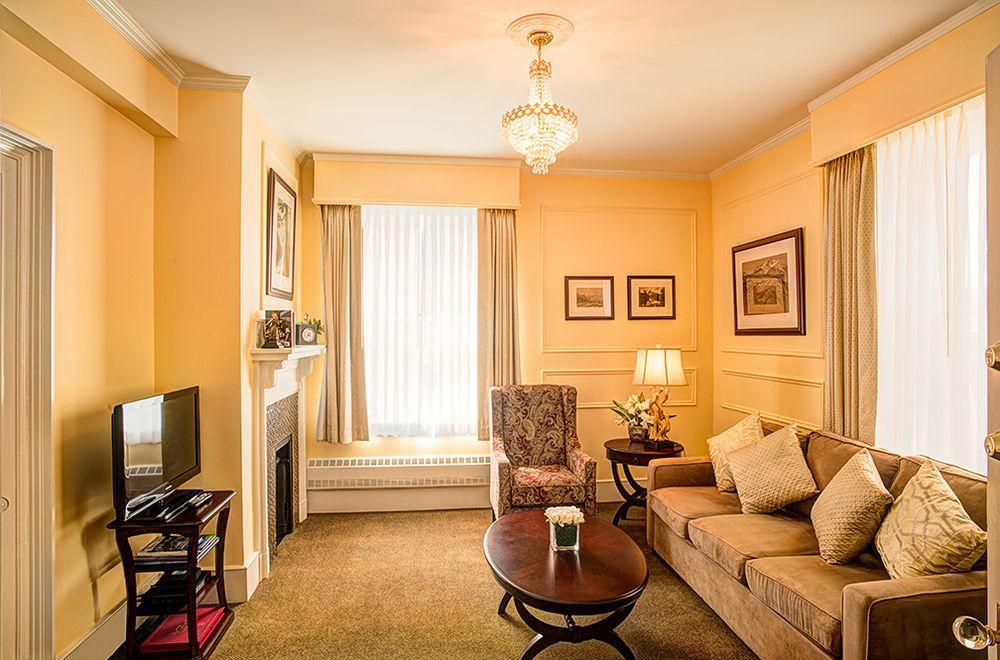 The Inn At The Union Club Of British Columbia Виктория Екстериор снимка