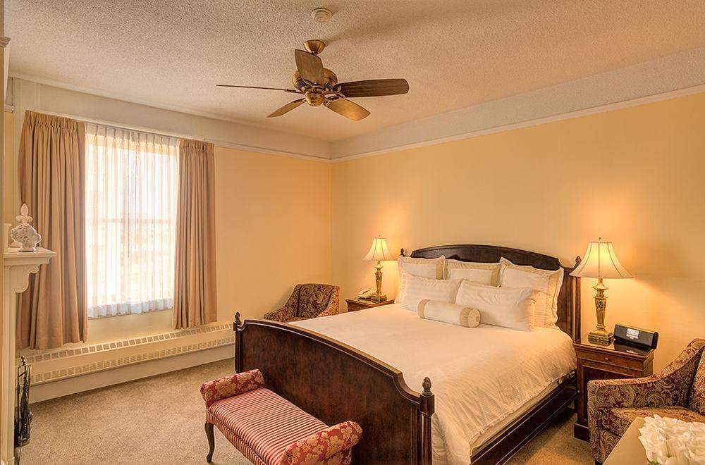 The Inn At The Union Club Of British Columbia Виктория Екстериор снимка