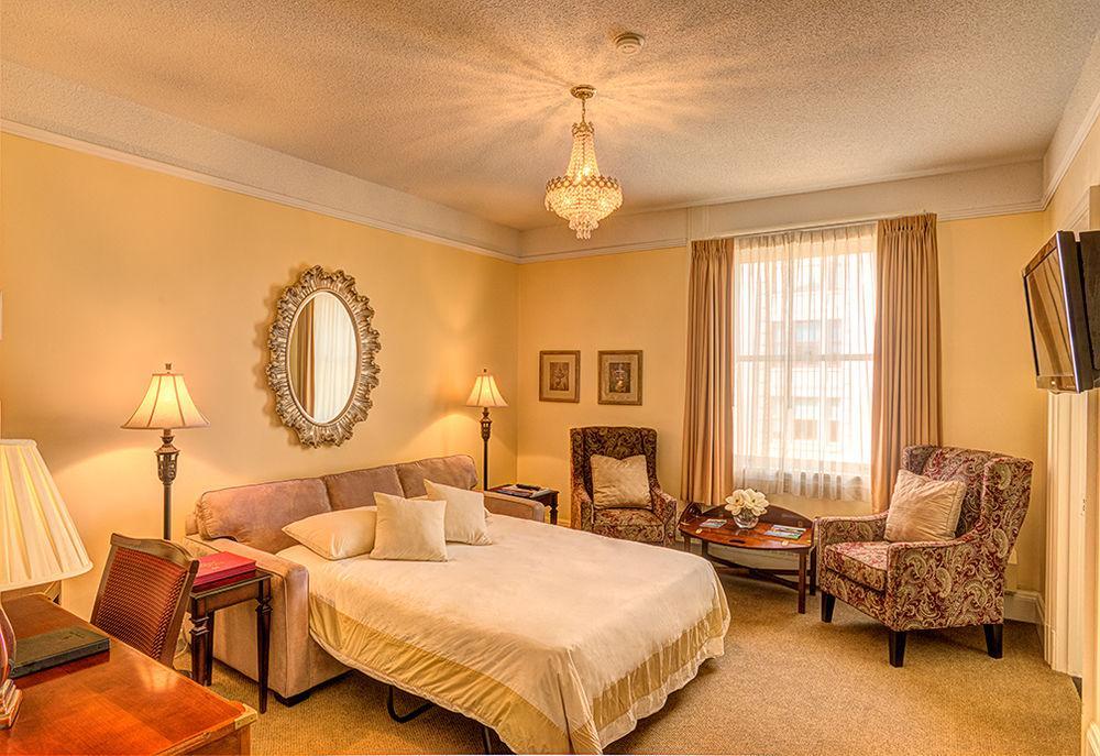 The Inn At The Union Club Of British Columbia Виктория Екстериор снимка