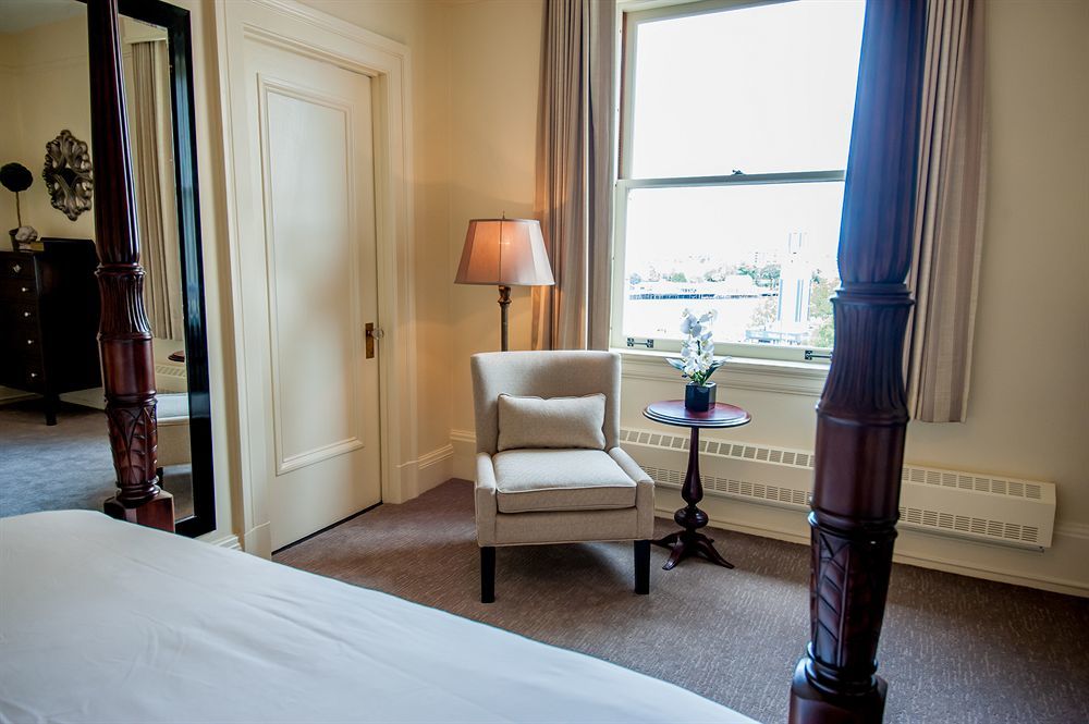 The Inn At The Union Club Of British Columbia Виктория Екстериор снимка
