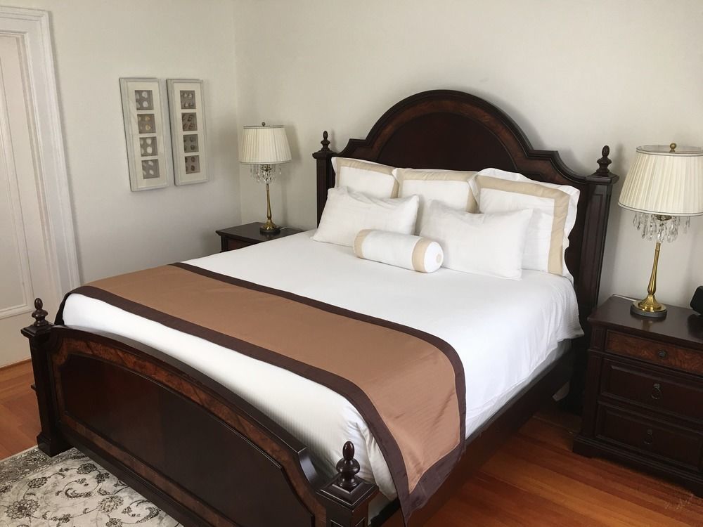 The Inn At The Union Club Of British Columbia Виктория Екстериор снимка